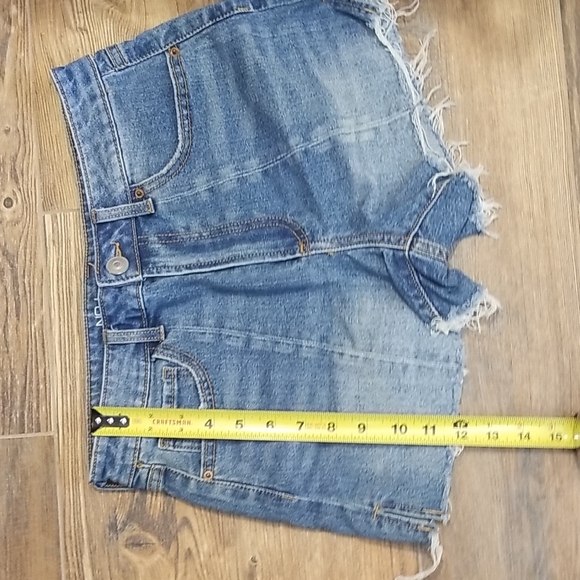 No Boundaries Blue Frayed Jean Shorts - Picture 5 of 6